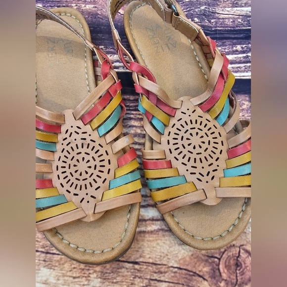 Naturalizer Women's Size 4.5 Whistle Multicolor Huarache Leather Sandals Comfy - Picture 2 of 7
